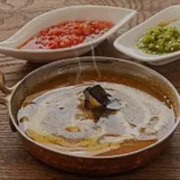 قلابة الديرة مدخن